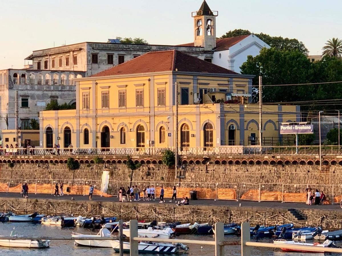 Apartmán Neapolis Bay Portici Exteriér fotografie